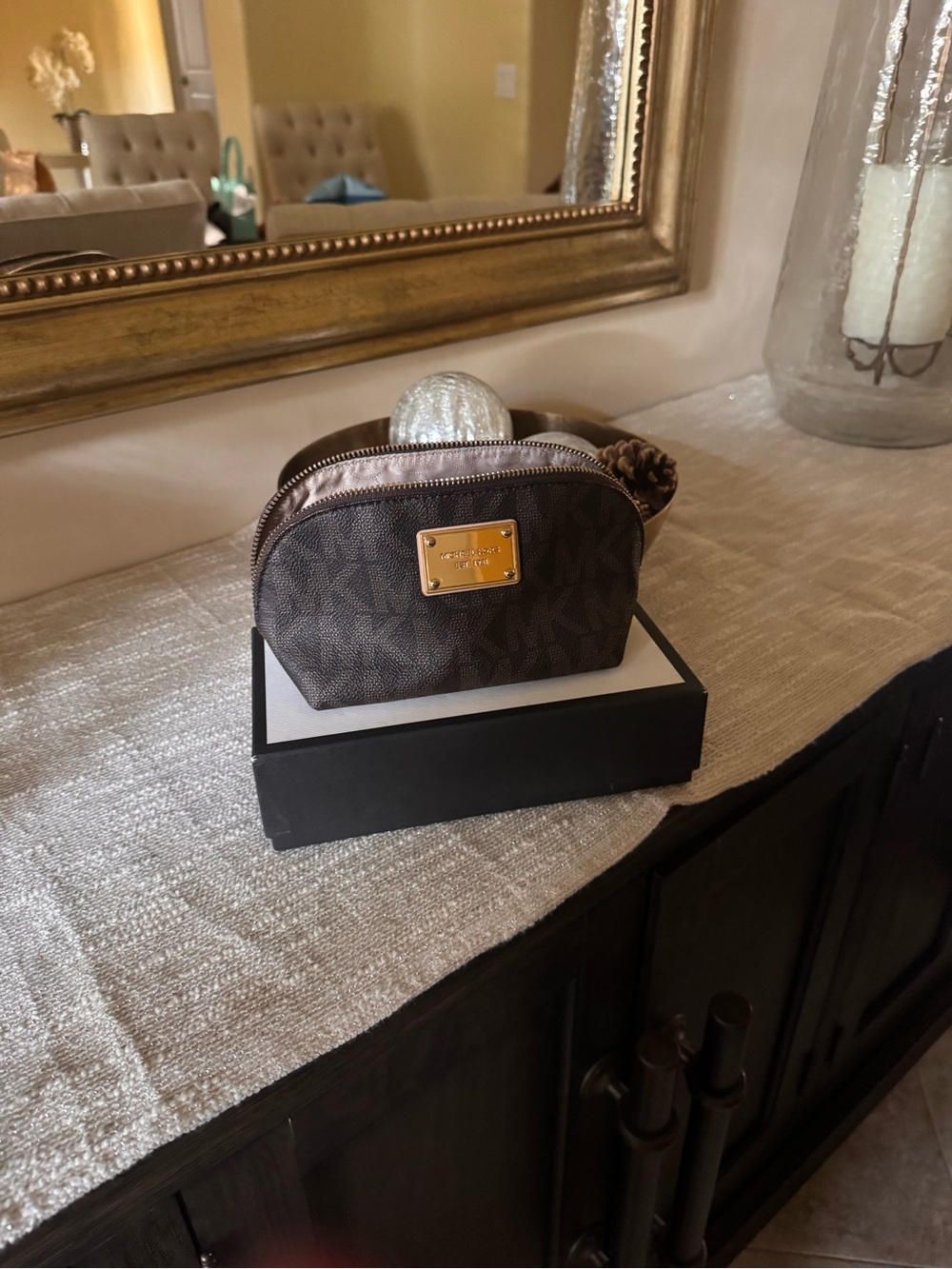 Michael Kors Brown Authentic Logo Cosmetic Case - Picture 4 of 6
